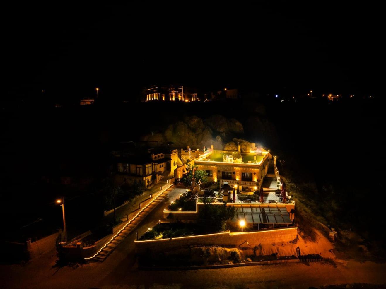Cappadocia Sweet Cave Aparthotel Nevşehir Bagian luar foto